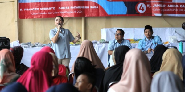 TKN Fanta Gelar Pengobatan Gratis Warga Kemanggisan