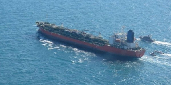 Biaya Sewa Kapal yang Lintasi Laut Merah Melonjak Tinggi