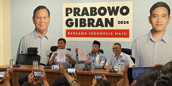 Resmi Dukung Prabowo-Gibran, Khofifah Jadi Dewan Pengarah dan Jurkamnas TKN
