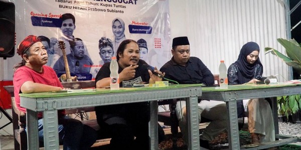 Jombang Menggugat Gelar Tadarus Awal Tahun Kupas Tuntas Buku Hitam Prabowo