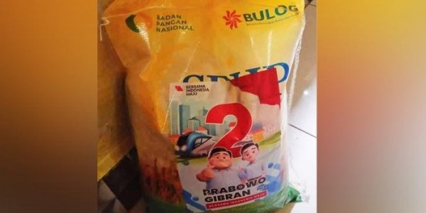 Cak Imin Sebut Paslon Miskin Etika yang Tempel Stiker di Beras Bansos