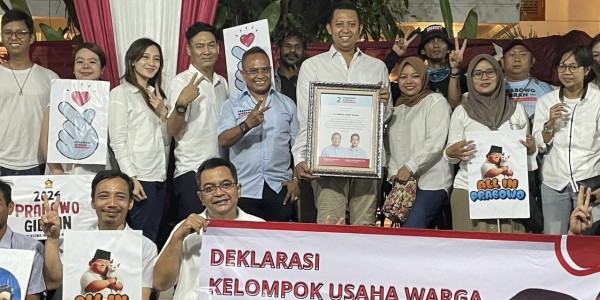 Komitmen Majukan UMKM, Relawan Kelompok Usaha Warga Deklarasi Dukung Prabowo-Gibran