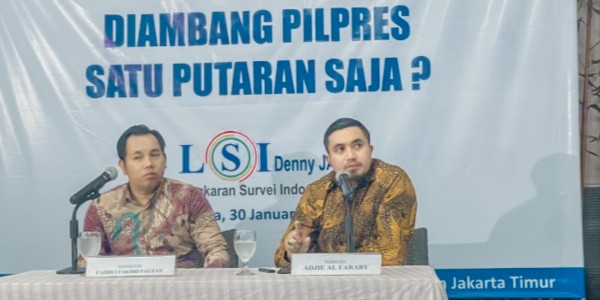 Riset Terbaru LSI Denny JA: Prabowo-Gibran di Ambang Menang Satu Putaran Saja