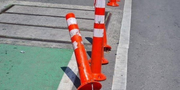 Dishub DKI Ganti Stick Cone di 13 Jalan Ibu Kota Dengan Mata Kucing