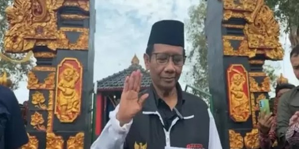 Umumkan Mundur dari Menko Polhukam, Mahfud: Saya Pamit dengan Penuh Kehormatan