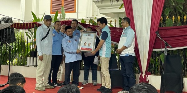Mengenal Prabowo Lebih Dekat, Relawan JDI Gelar Bedah Buku 'Prabowo Pemimpin di Atas Garis
