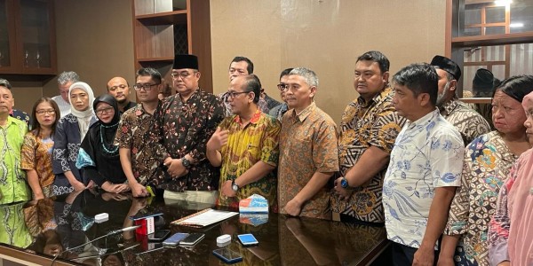 Alumni Perguruan Tinggi Tegaskan Presiden Jokowi Tidak Pernah Cederai DemokrasI