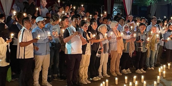 Relawan Prabowo-Gibran Satu Ibu Pertiwi Nyalakan 1.000 Lilin Cinta untuk Indonesia