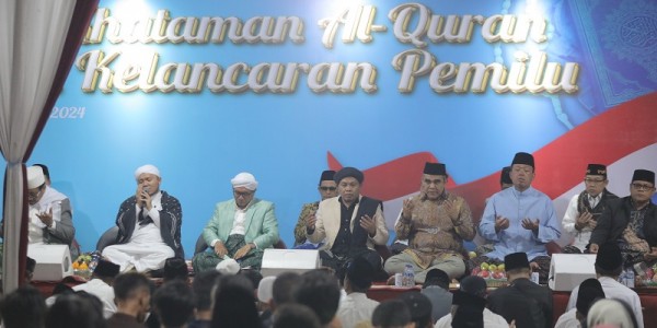 TKN Prabowo-Gibran Bersama Ulama Gelar Doa dan Khataman Alquran untuk Kelancaran Pemilu 