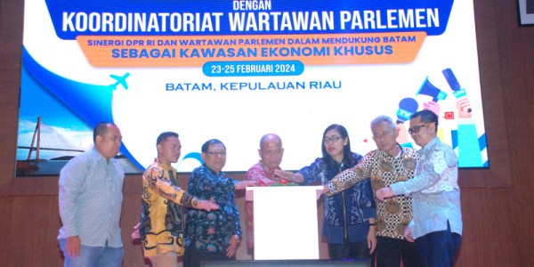 Forum Komunikasi Sekjen DPR Dengan Koordinatoriat Wartawan Parlemen