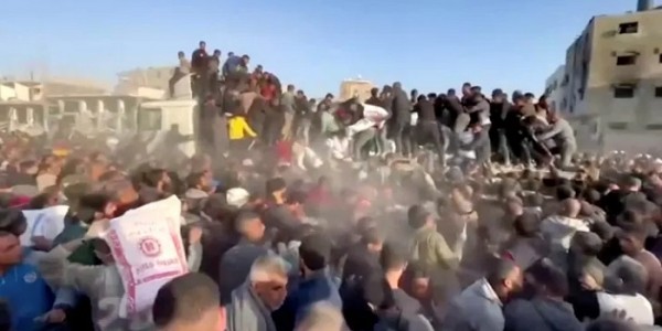 Pasukan Israel Tembaki Kerumunan Warga Palestina Pencari Bantuan di Jalur Gaza