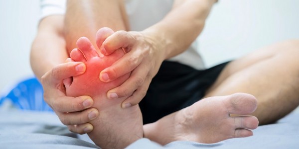 Pantangan Penyakit Asam Urat dan Berikut Obatnya 