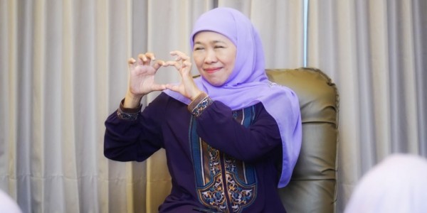 Tadarrus bersama 80 Penyandang Tuna Rungu Wicara, Khofifah: Tunjukkan Kuatnya Spirit of Ramadan
