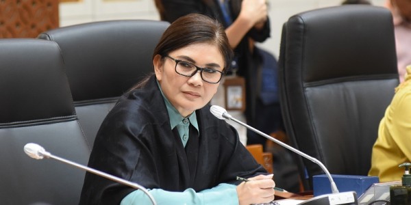 Komisi IX DPR Dorong Kemenaker Siapkan Regulasi THR Bagi Pengemudi Ojek Online