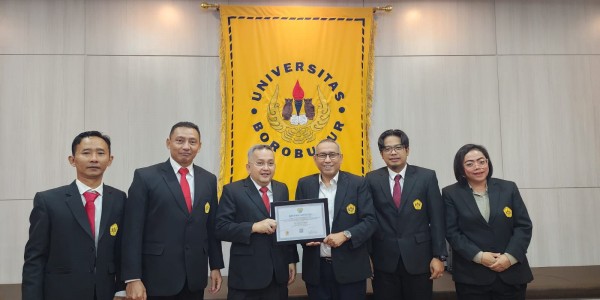 Anggota DPR RI Trimedya Panjaitan Apresiasi Doktor Ilmu Hukum Universitas Borobudur Terakreditasi Unggul