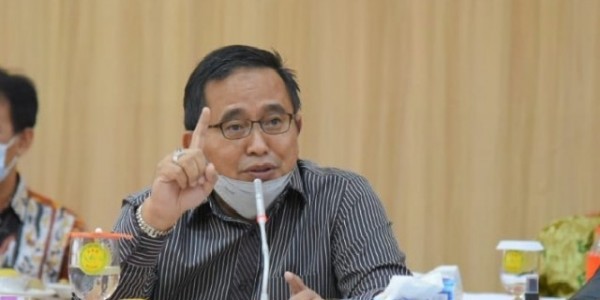 DPR Minta PUPR Pastikan Jalan Trans Sulawesi Diperbaiki Jelang Lebaran