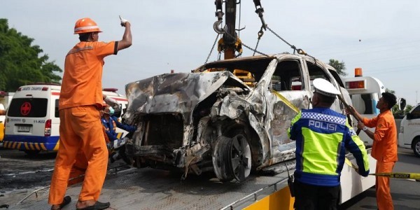 Ini Penyebab Mobil Bisa Terbakar Usai Kecelakaan atau Tabrakan