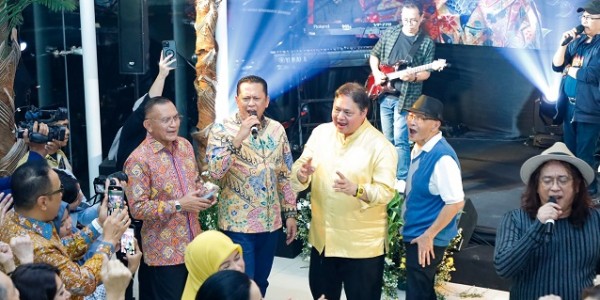 Ketua MPR RI Minta Pemerintah Segera Antisipasi Melemahnya Nilai Tukar Rupiah Atas Dolar AS