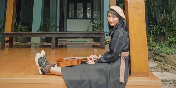 Kezia Catherine Sabet Juara 2 Speech Contest di Surakarta