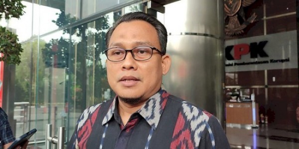 KPK Geledah Salah Satu Ruangan di Gedung DPR 