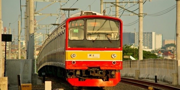 Wacana Kenaikan Tarif KRL, DPR: Harus Jelas Dasar Pertimbangannya 