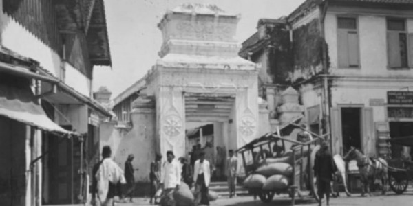 "Mengapa Sunan Ampel Mampu Membangun Peradapan Islam di Sebuah Kerajaan yang Bercorak Hindu Jaman Majapahit? "