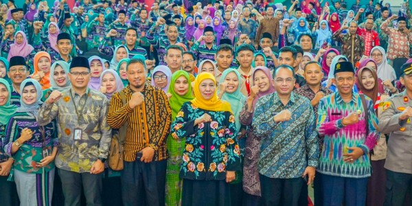HBH dengan 1.600 Guru se-Bakorwil Madiun, Khofifah: Kejar Prestasi dan Bangun Akhlakul Karimah