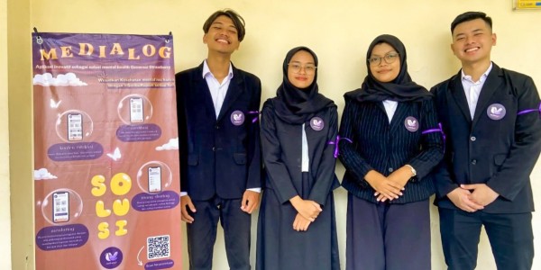 Angkat Isu Kesehatan Mental, Mahasiswa Unair Raih Medali Emas