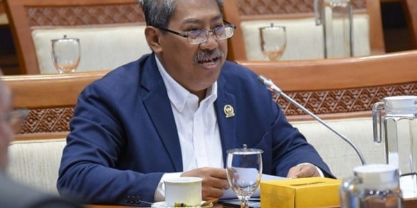 Produksi Migas Kendor, DPR: Berhenti Bermimpi Target 1 Juta Barel per Hari