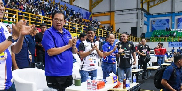 Dampingi SBY Saksikan Proliga, Syarief Hasan: Hadirnya Lavani Angkat Popularitas Voli