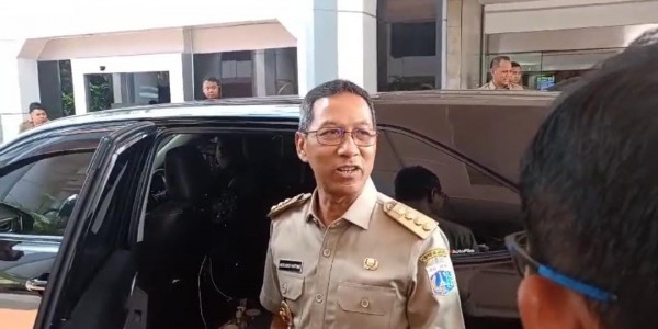 Pemprov DKI Sumbangkan 621 Hewan Kurban, Heru Budi Turut Sumbangkan Sapi 1 Ton 