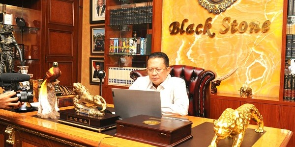 Demi Ketertiban Umum, Jangan Biarkan Pisau Hukum Tumpul 