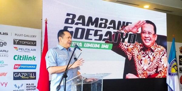 Bamsoet Apresiasi Gelaran Indonesia Automotive Friendship Golf Gathering Pecahkan Rekor Muri dan Penandatanganan MOU IMI dan Wuling
