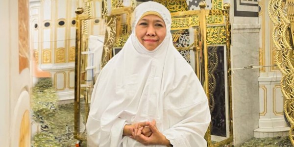 Di Tiang Aisyah, Khofifah Doakan Indonesia jadi Negeri Baldatun Thayyibatun wa Rabbun Ghafur