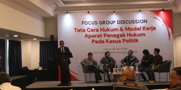 Praktisi Hukum Harap Penegak Hukum Profesional dalam Kasus Hasto