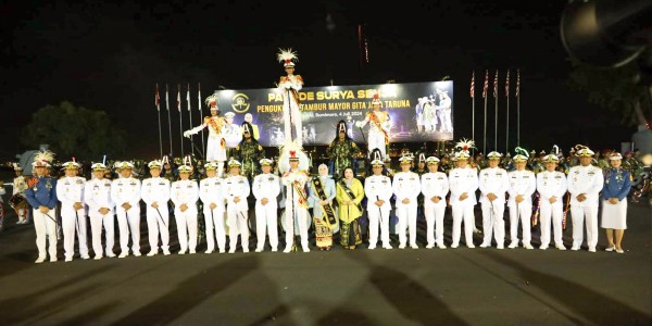 Wadan Kodiklatal Hadiri Parade Surya Senja di AAL