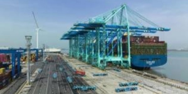 DPR: Kebijakan Bea Masuk 200 Persen Produk China Harus Selektif