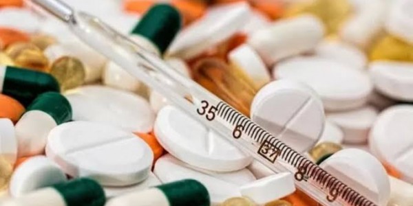 Peran Esensial Farmasi dalam Meningkatkan Kesehatan Masyarakat