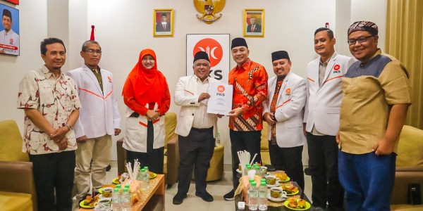 PKS Resmi Usung Eri Cahyadi untuk Pilwali Surabaya 2024