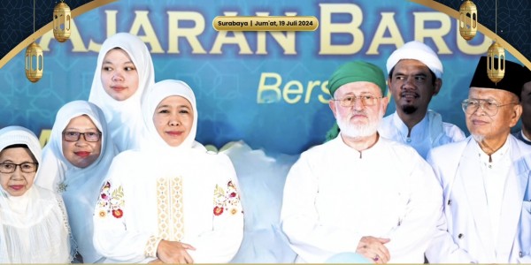 Khofifah Ajak Syeikh Fadhil Al Jailani Bagikan Kunci Sukses Menuntut Ilmu pada Siswa Khadijah