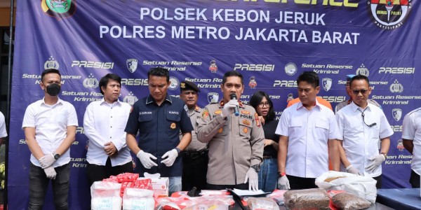 Polisi Ungkap Peredaran 6,6 Kg Sabu dan Sinte di Sparepart Kendaraan 