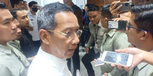Heru Budi Ancam Cabut Cabut KJP Siswa yang Ketahuan Merokok 