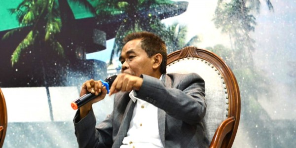 Sebagai Negara Demokrasi, Indonesia Menganut Sistem Presidential Ataukah Parlementer?
