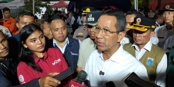 Pengungsi Kebakaran Manggarai Keluhkan Kurangnya Air Bersih dan Toilet Umum, Ini yang Dilakukan Heru Budi