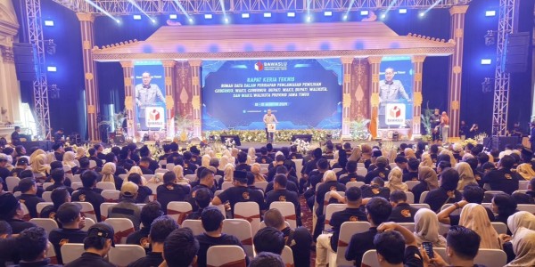 Perkuat Pengawasan Pilkada Serentak 2024, Bawaslu Jatim Luncurkan Rumah Data