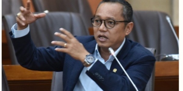 PDIP Sambut Baik Putusan MK Ubah Syarat Cakada 