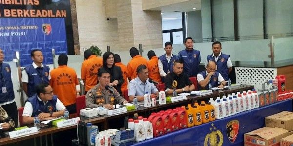 Praktisi Hukum Kritik Putusan Ringan TerhadapTersangka Kasus Pemalsuan Oli