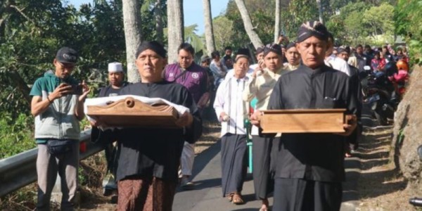 Hukum Sebab Akibat dan Adanya Reaksi Karena Adanya Aksi Dalam  Kasus Keturunan Ba'alawi Menyangkut Penelitian Nazab