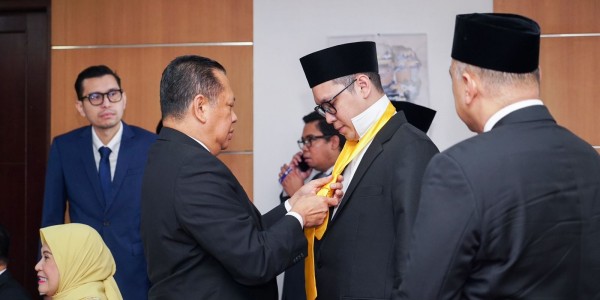 Hadiri Pelantikan Dimaz Raditya di DPRD DKI Jakarta, Bamsoet Bilang Gini