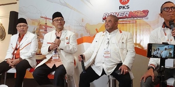 Gantikan Syaikhu, Aher Ditujuk Jadi Plh Presiden PKS